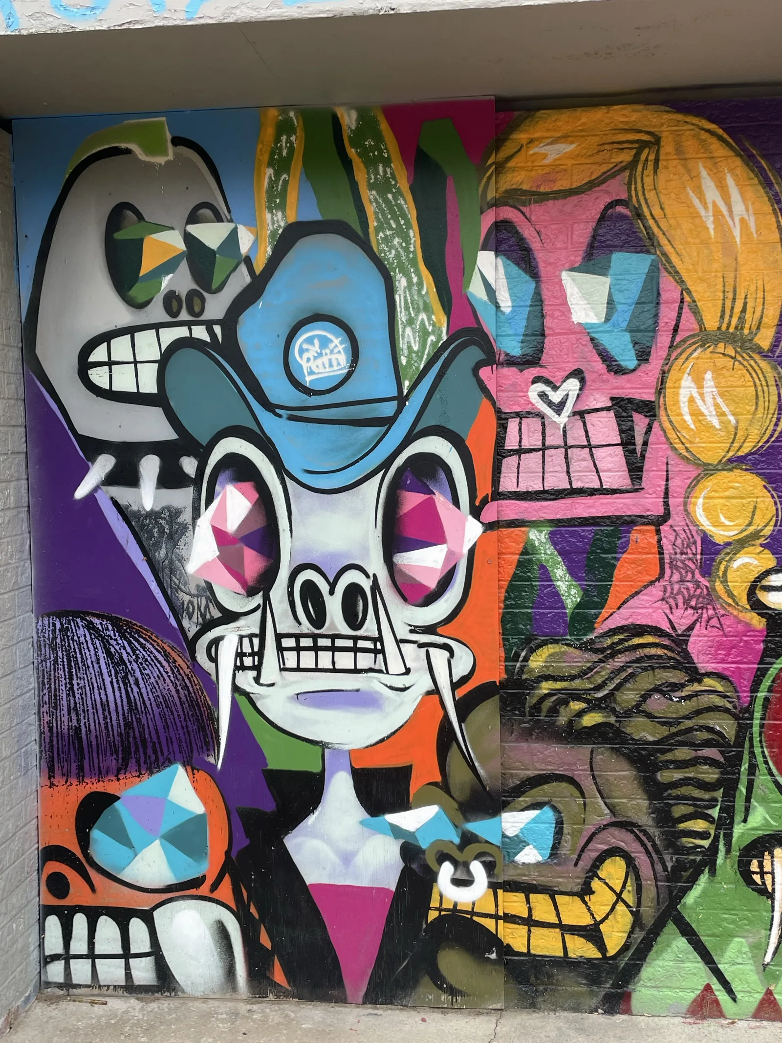 Colourful Vibrant Skulls artwork shown in the Streetside mobile Studio